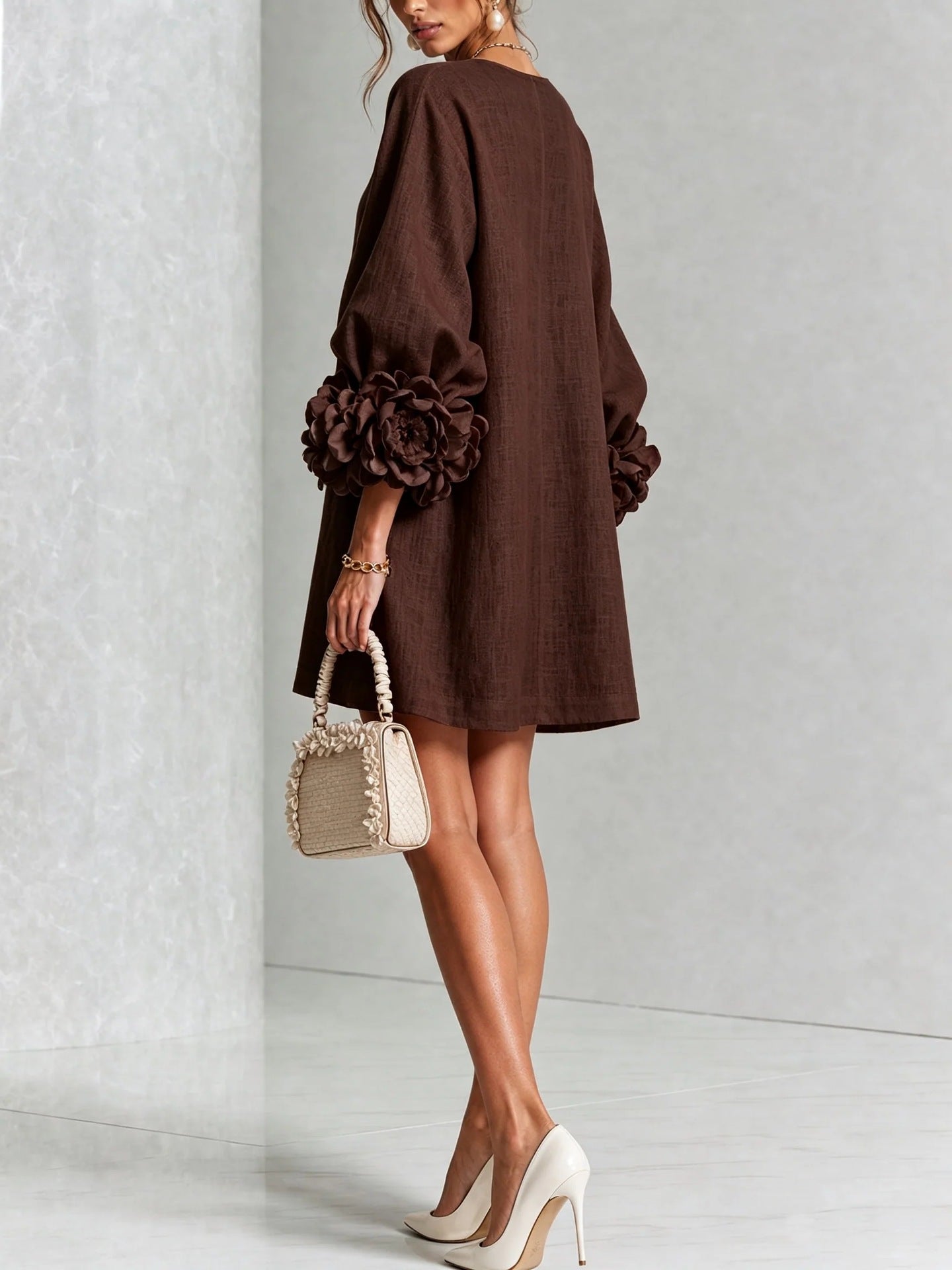 Elena – Minivestido com punhos florais