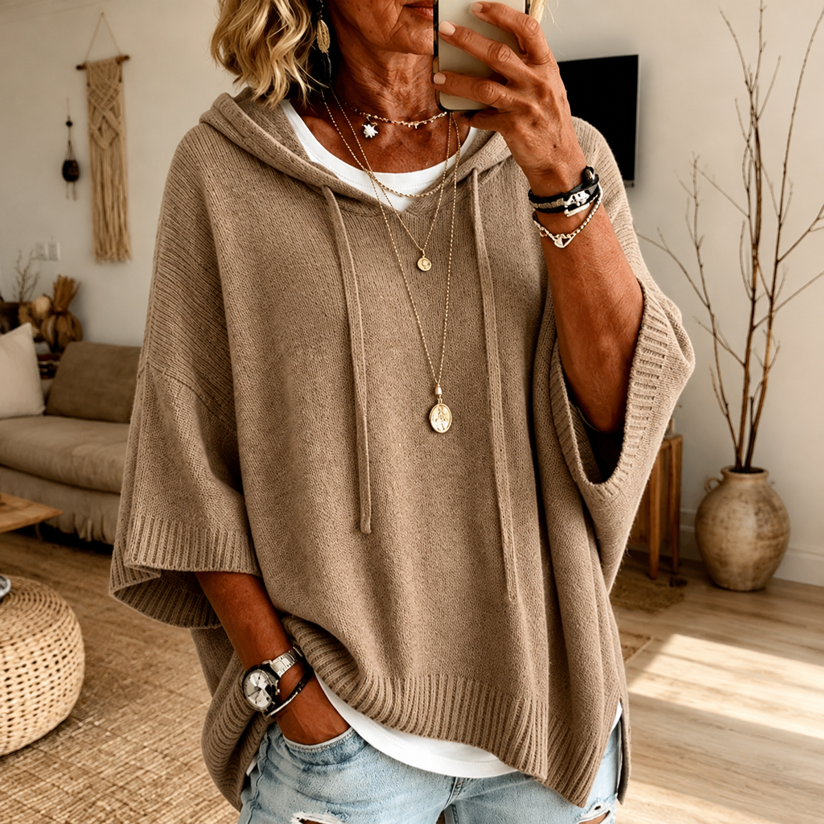 Manon | Camisola Poncho com Capuz em Taupe