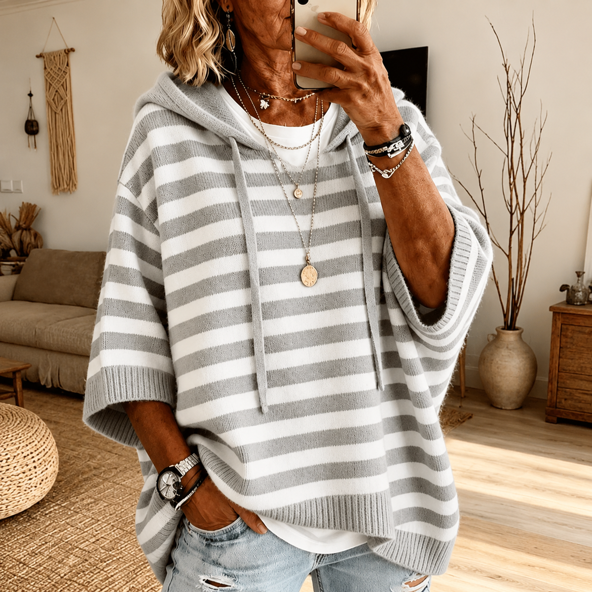 Céline | Camisola Poncho às Riscas com Capuz em Cinzento
