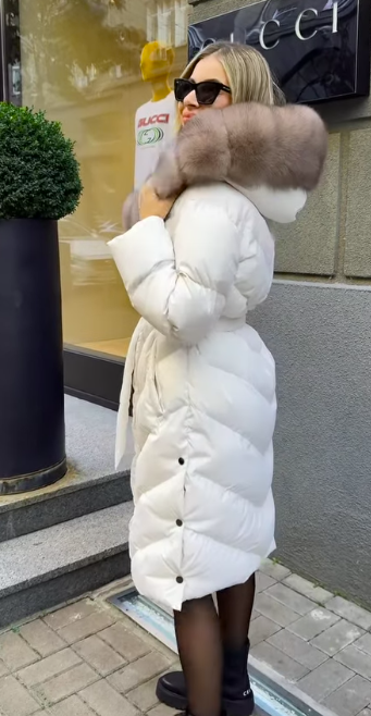 Christina | Casaco casual elegante com gola de pelo sintético