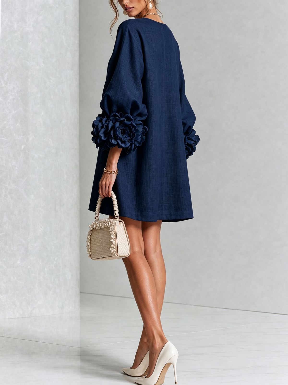 Elena – Minivestido com punhos florais