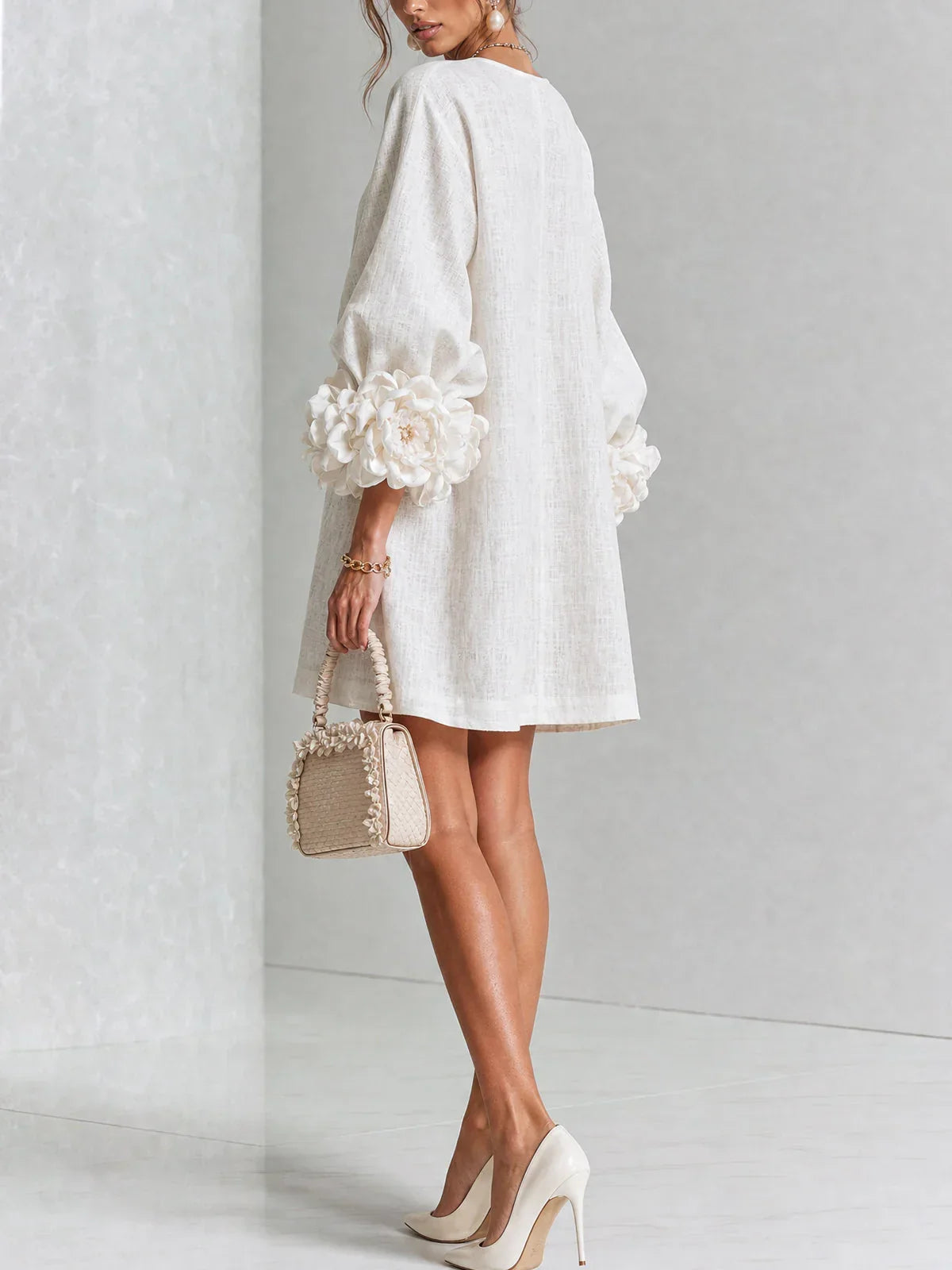 Elena – Minivestido com punhos florais