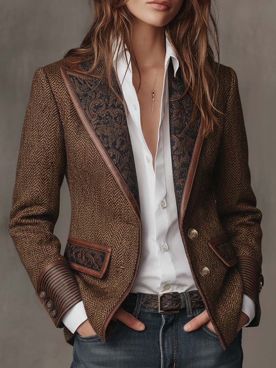 Blazer Feminino com Padrão Espinha de Peixe e Detalhes Estampados