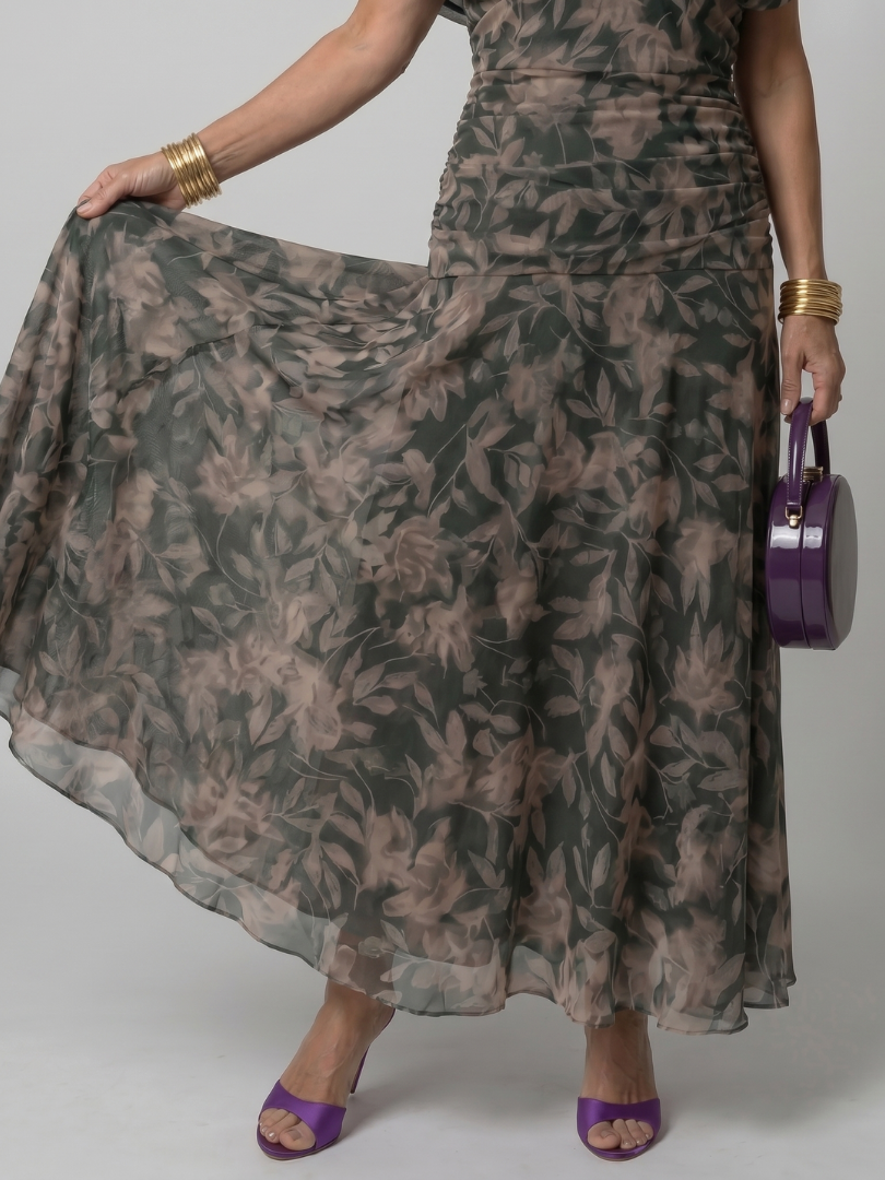 Calen | Vestido midi leve com ombros descobertos