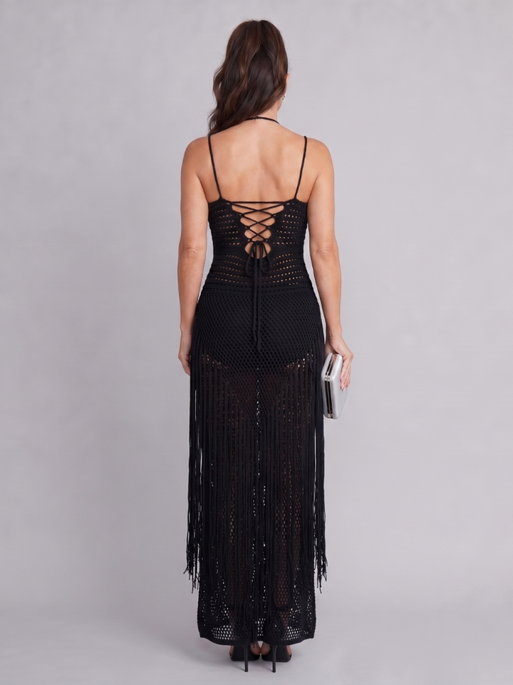 Zéphyrine | Vestido maxi halter em croché com franjas