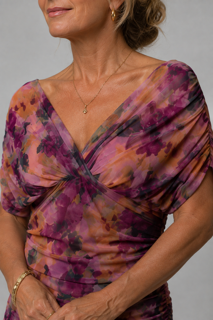 Ariane | Vestido midi drapeado com ombros descobertos