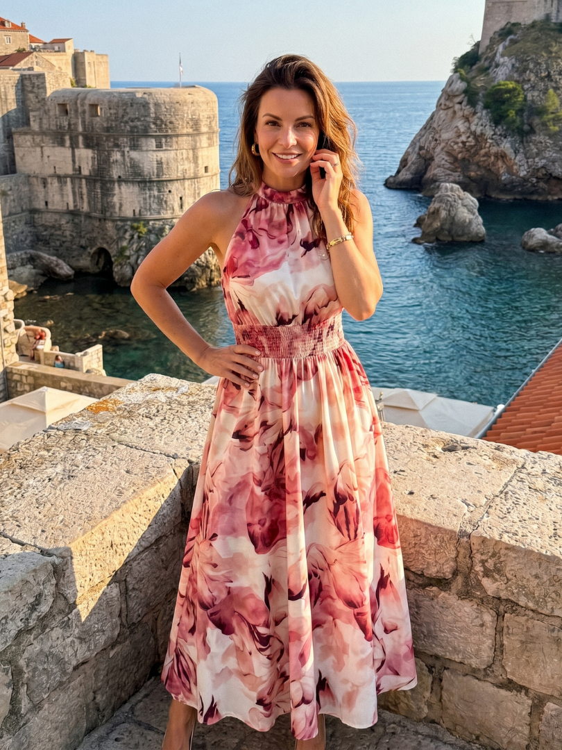 Olivia | Vestido midi com estampado abstrato e faixa de folhos na cintura