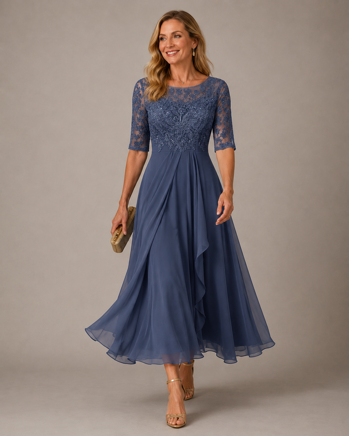 Rose | Vestido midi de renda favorecedor