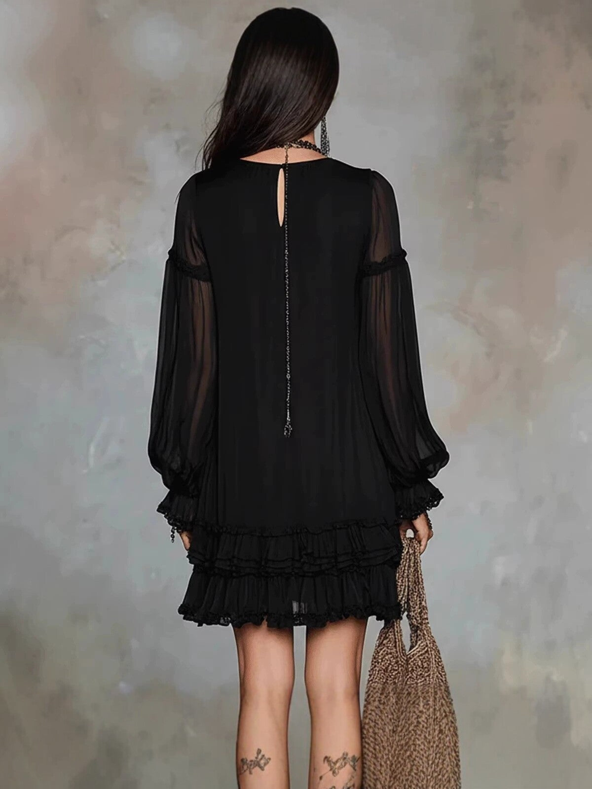 Alvilda – Minivestido de chiffon com detalhes de folhos