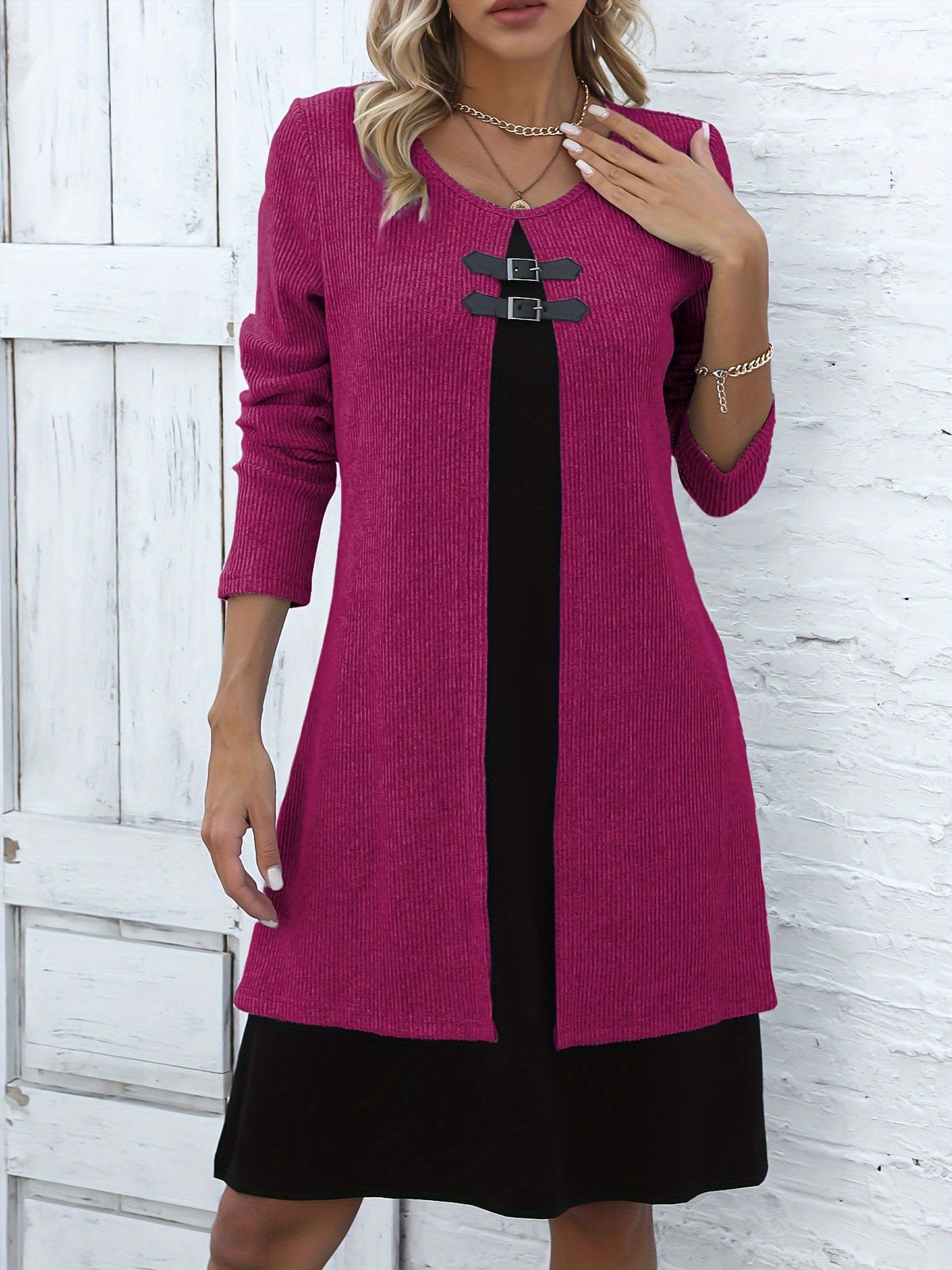 Amelia – Vestido de Corte A com Efeito em Camadas