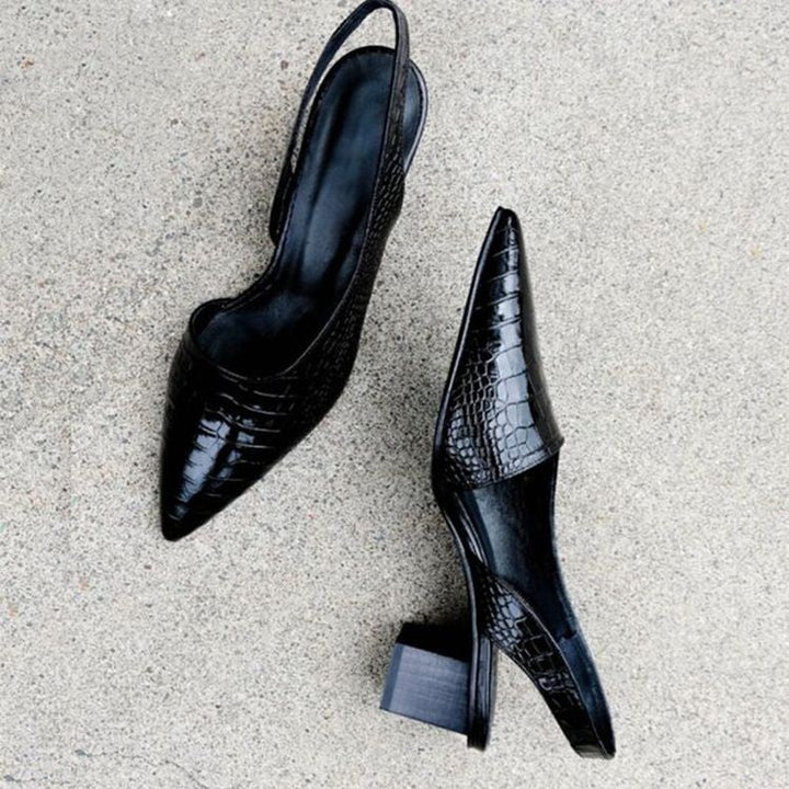 Wynn - Sapatos de salto com biqueira larga