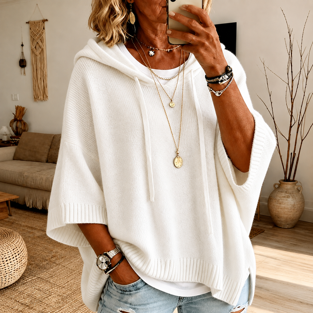 Adeline | Camisola Poncho com Capuz em Branco