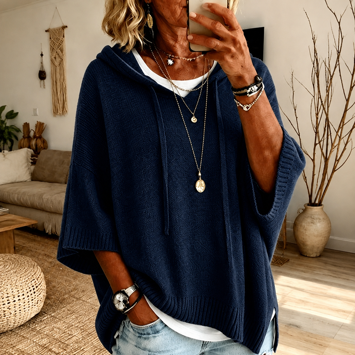 Juliette | Camisola Poncho com Capuz em Azul-Marinho