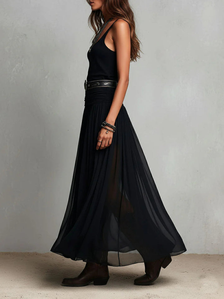 Nora – Top Preto com Saia de Tule