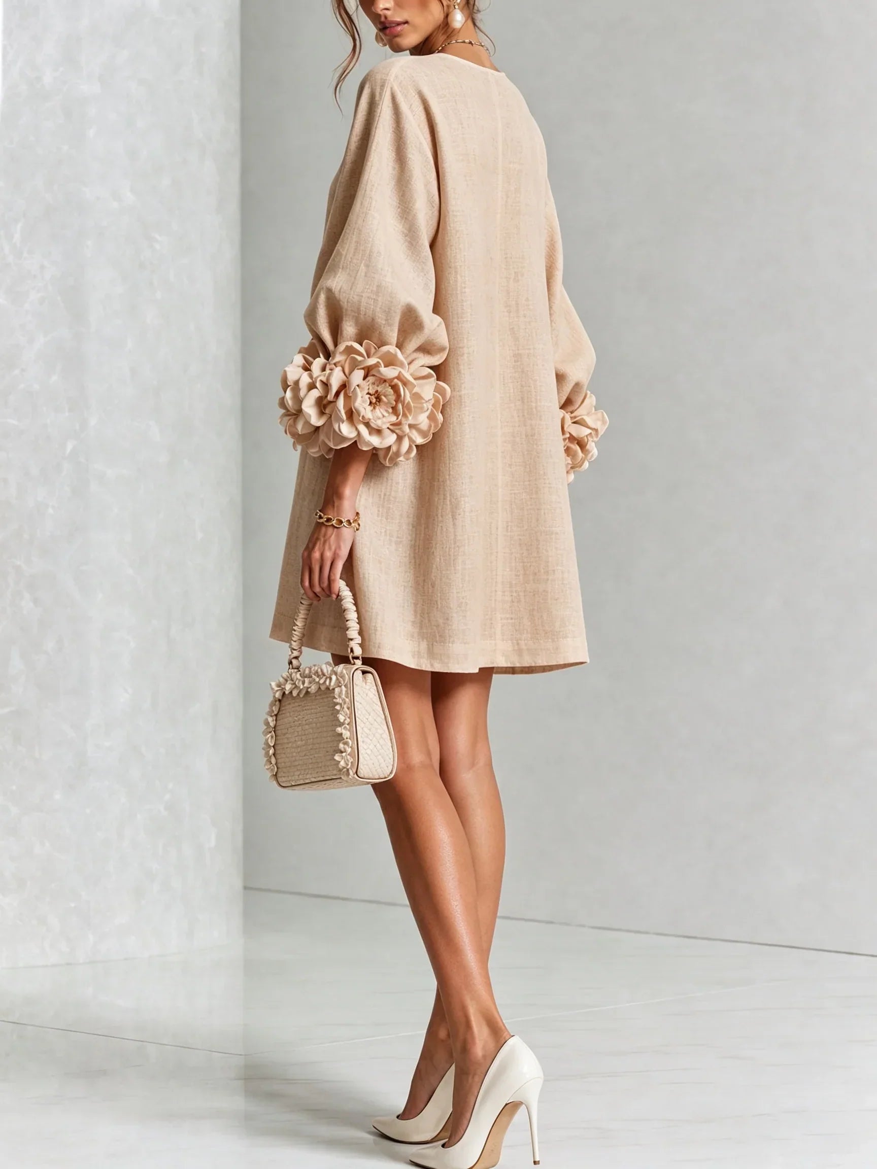 Elena – Minivestido com punhos florais