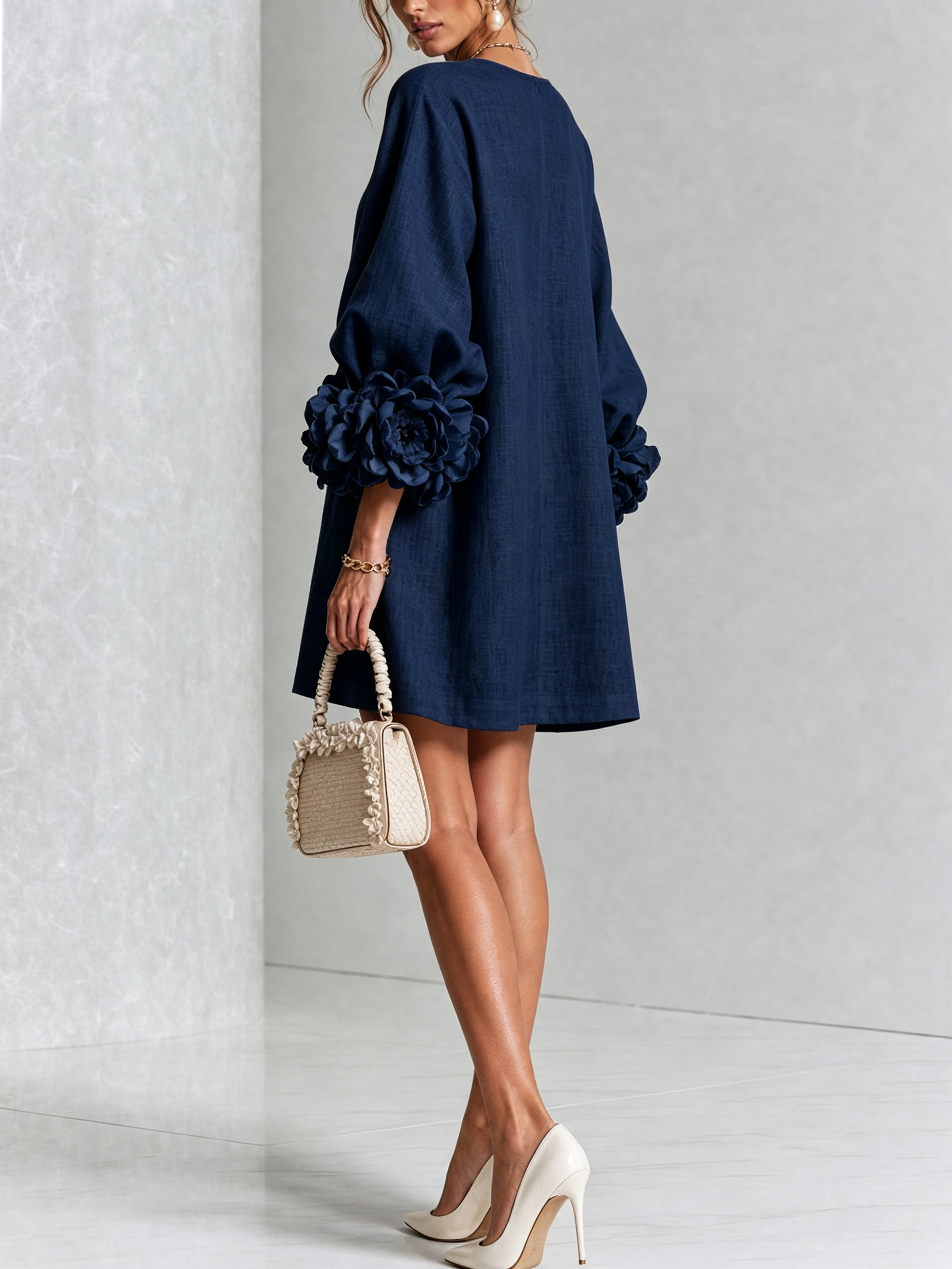 Elena – Minivestido com punhos florais