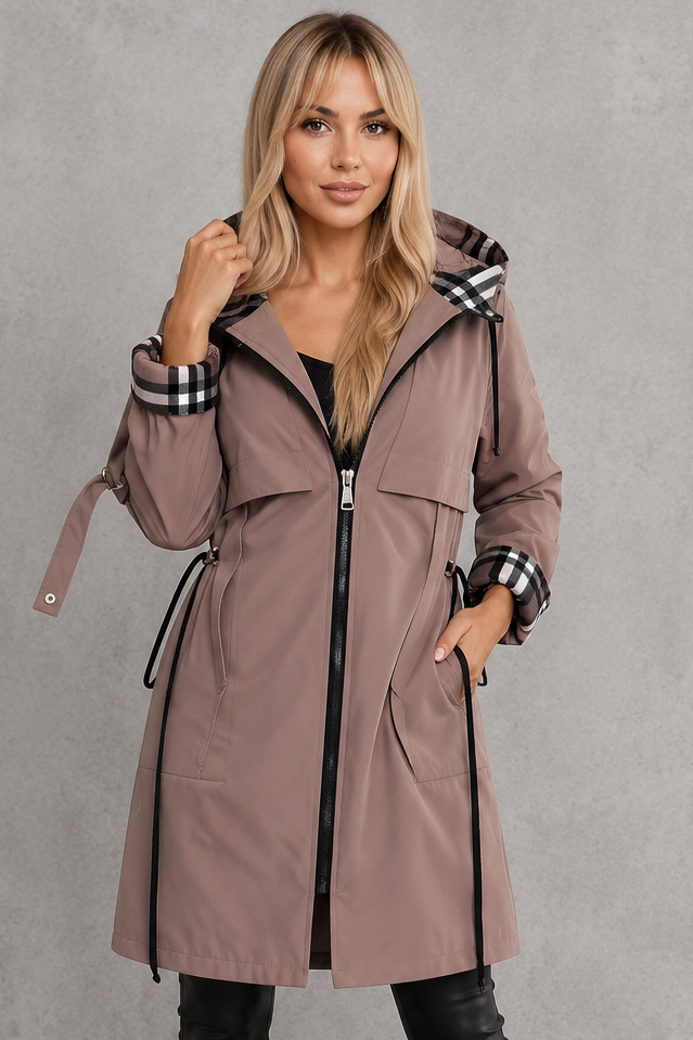 Mabel | Casaco impermeável elegante com capuz e detalhes xadrez